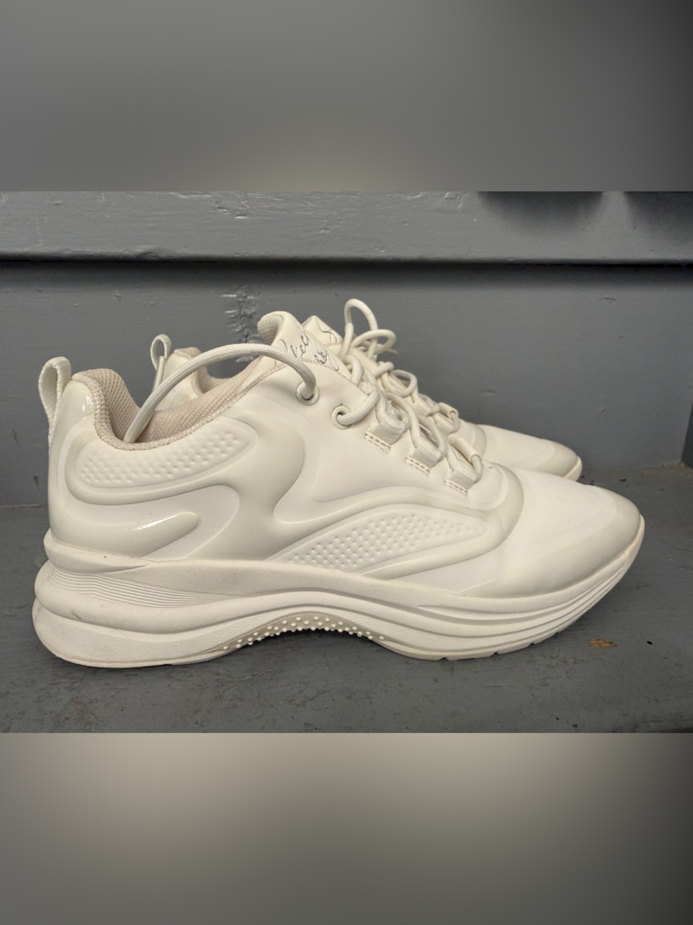 Skechers Women's All-White Chunky Lace-Up Sneakers